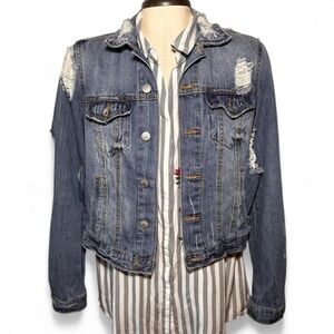 Almost Famous Distressed Denim Jacket M Blue Trucker Cropped Cotton